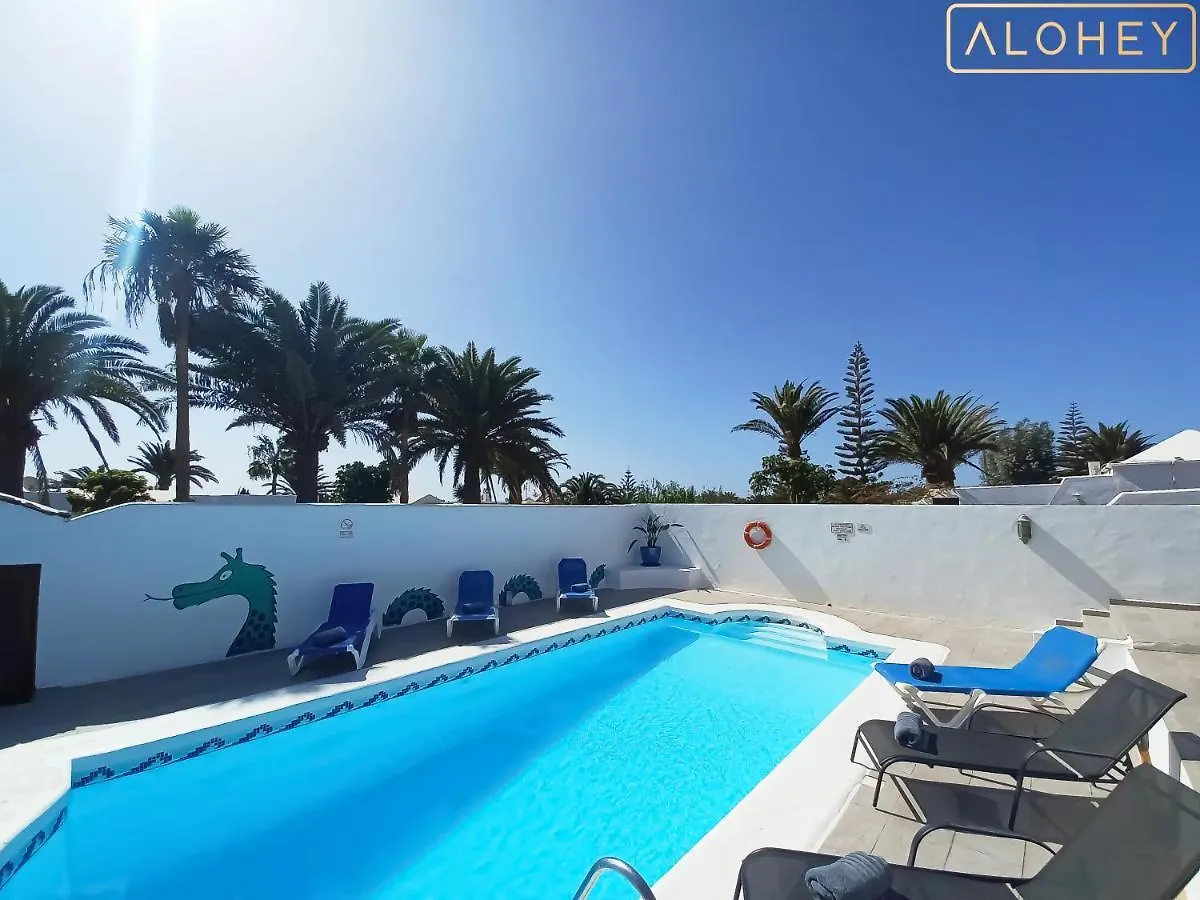 Villa Magica 7 Minutes Walk To Center With Pool And A/C Playa Blanca