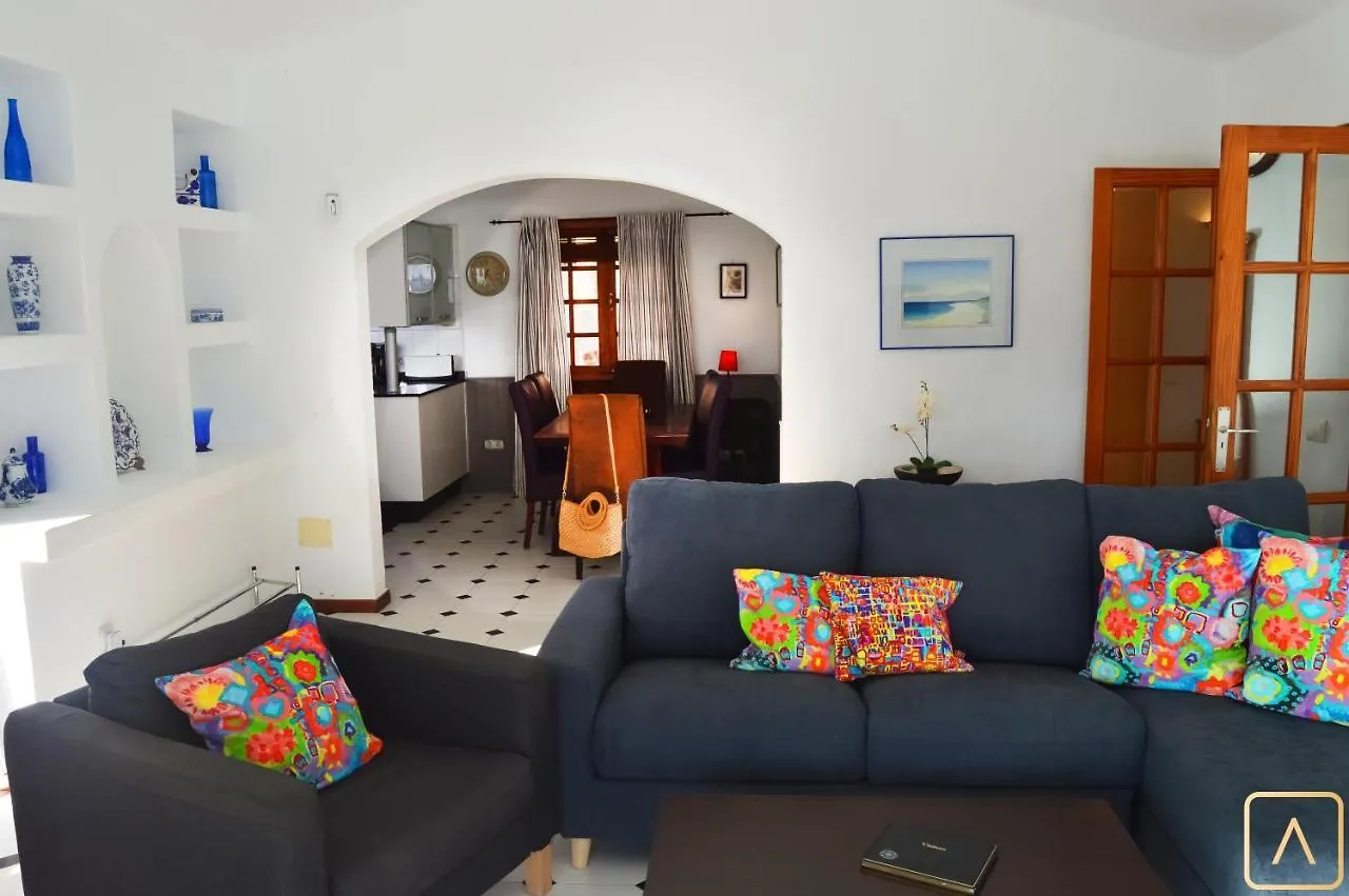 Villa Magica 7 Minutes Walk To Center With Pool And A/C Playa Blanca   Playa Blanca (Lanzarote)
