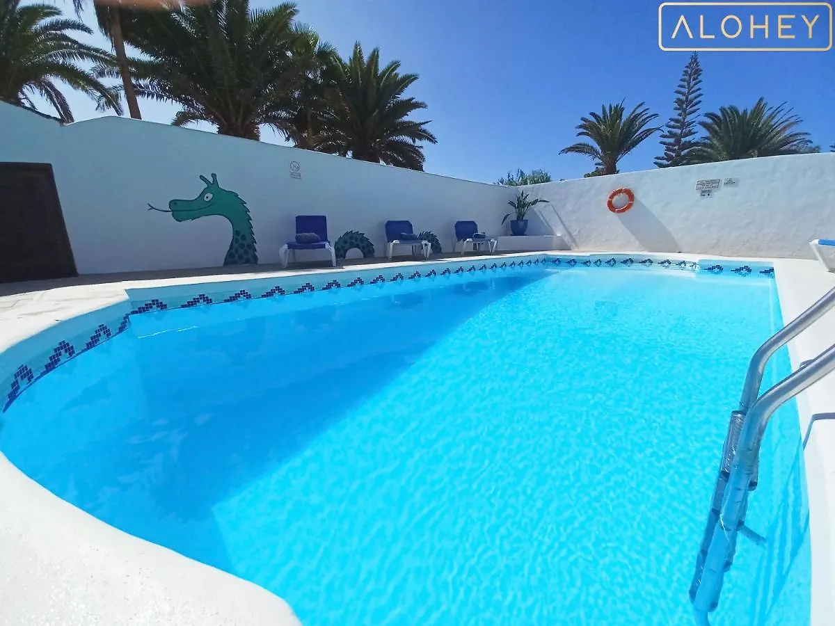 Villa Magica 7 Minutes Walk To Center With Pool And A/C Playa Blanca