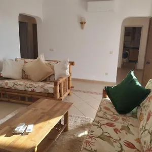 Angelina Villa